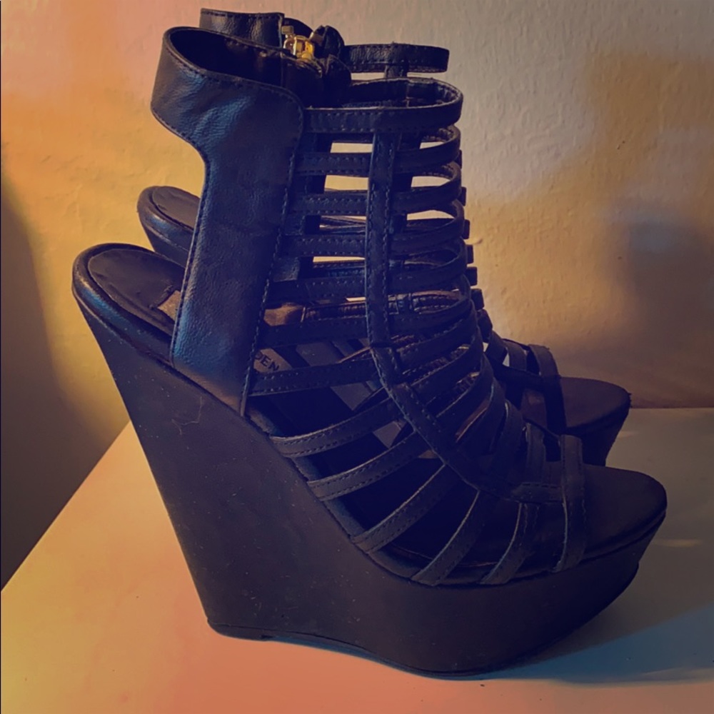 Steve Madden Wedges